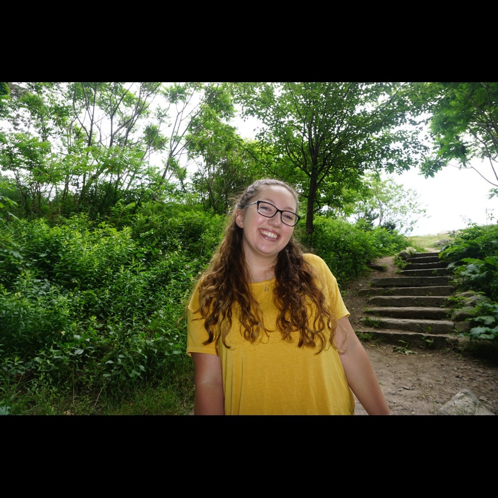 Meet your Posher, Hannah